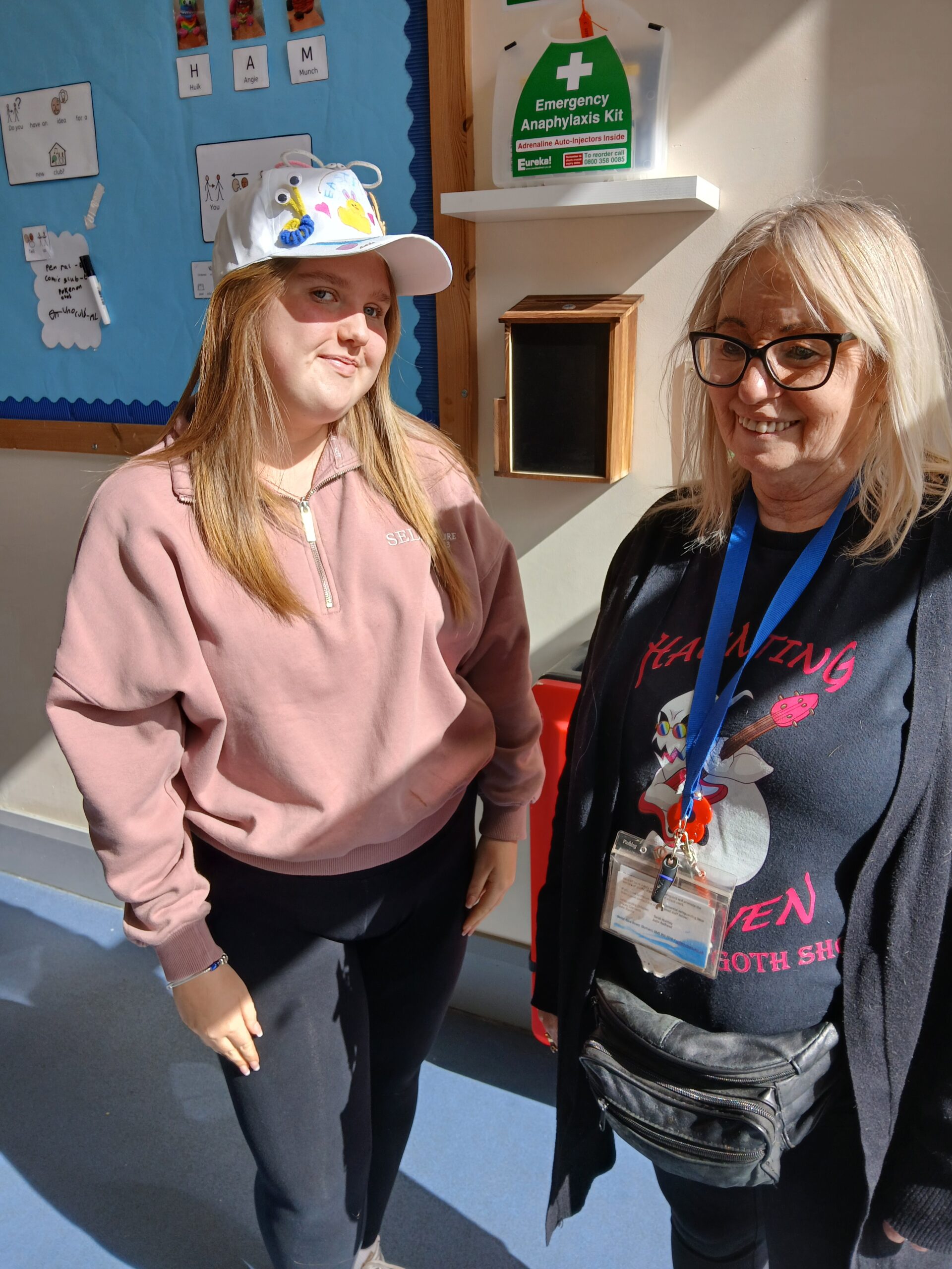 Easter Bonnet Making Featured Image